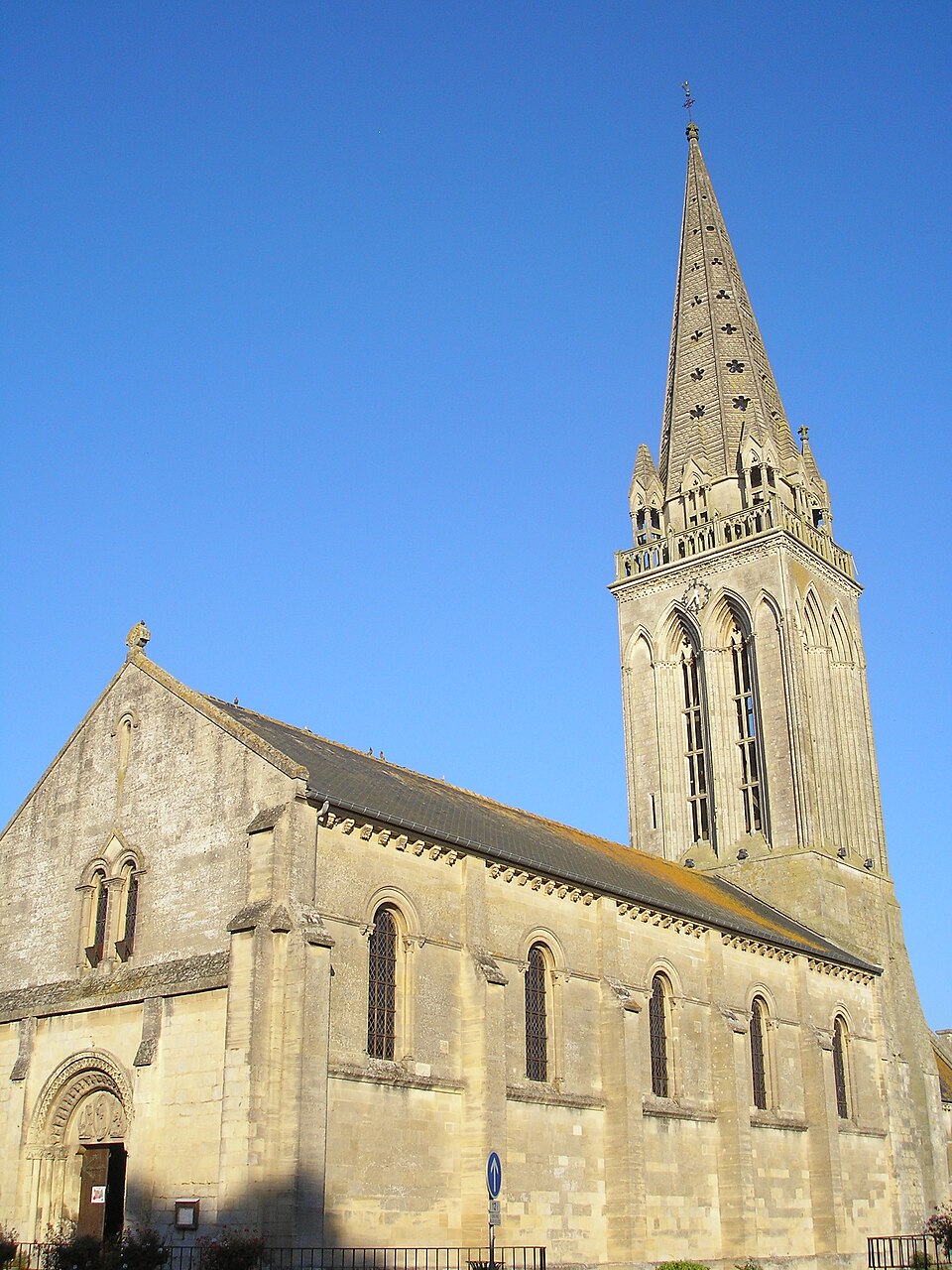 FranceNormandieBrettevilleLOrgueilleuseEglise