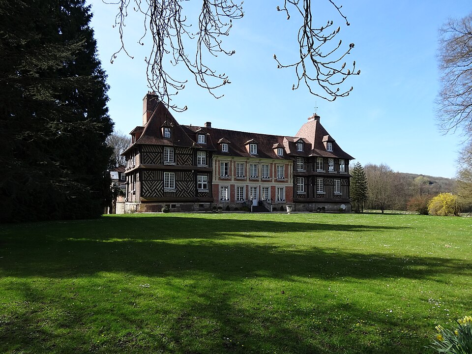 Le Breuil — en — Auge, Logis du château