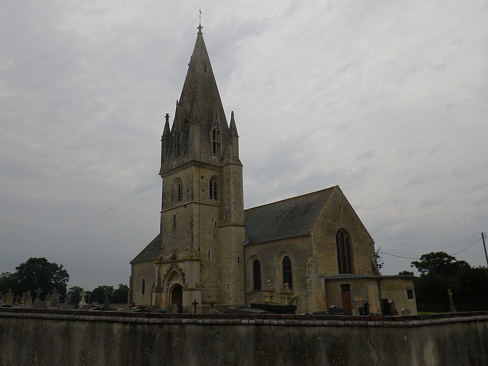 Eglise Saint Pierre, Bricqueville