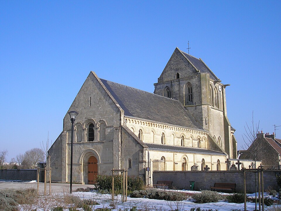 FranceNormandieCarpiquetEglise