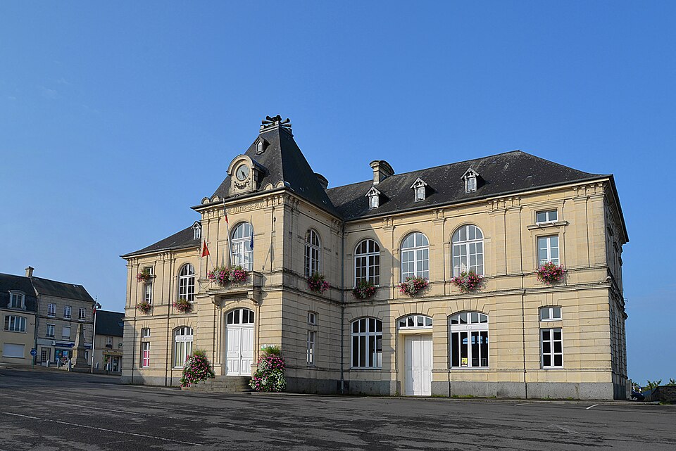 Mairie de Caumont — l'Éventé. Vue est