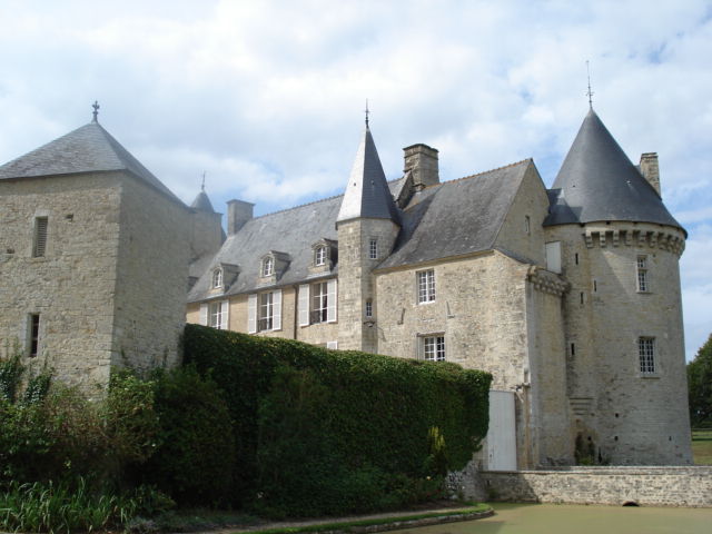 Vue — chateau — colombieres — 1