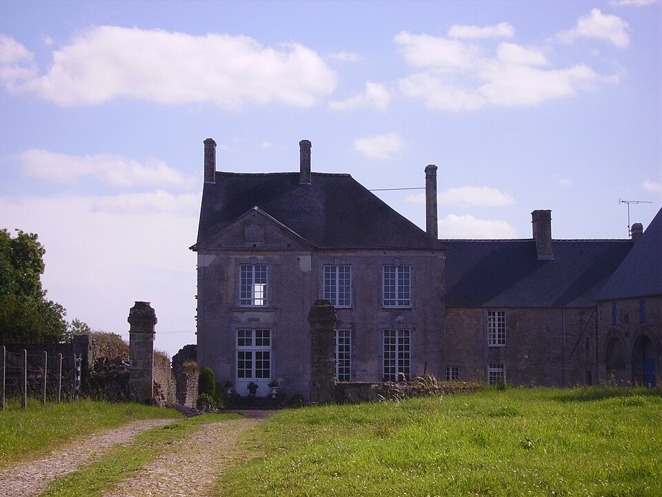 Chateau de La Magdeleine — Longueville, Calvados — 20090618