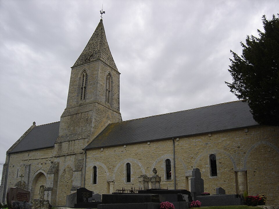Manvieux église Saint — Rémy, façade nord