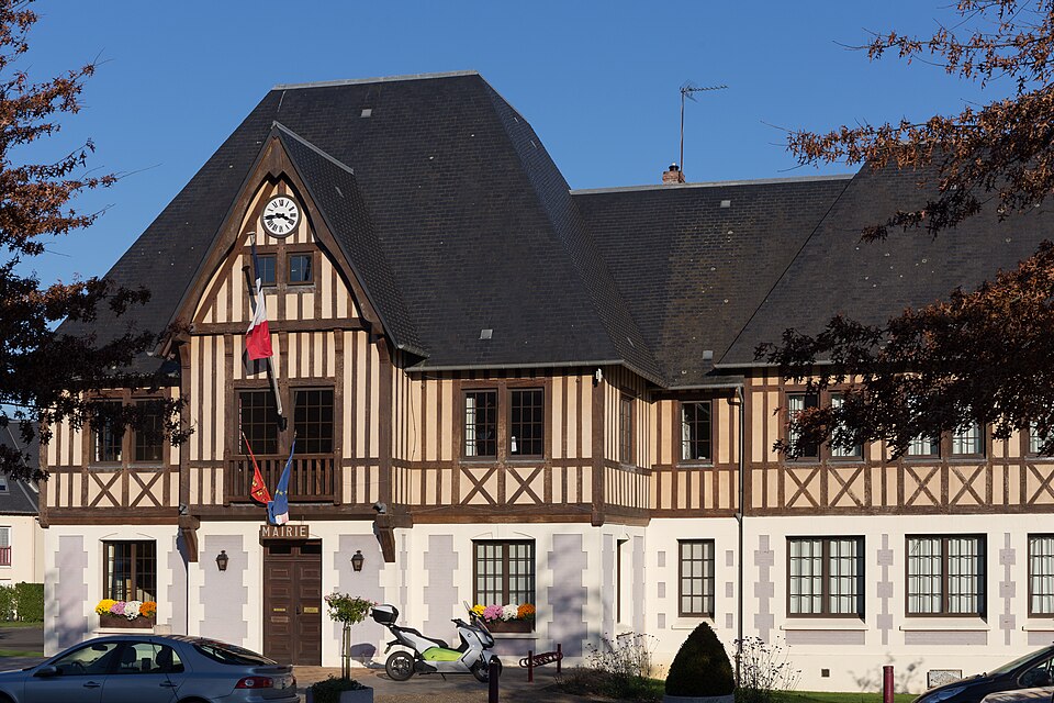 Saint — Arnoult 14 — mairie