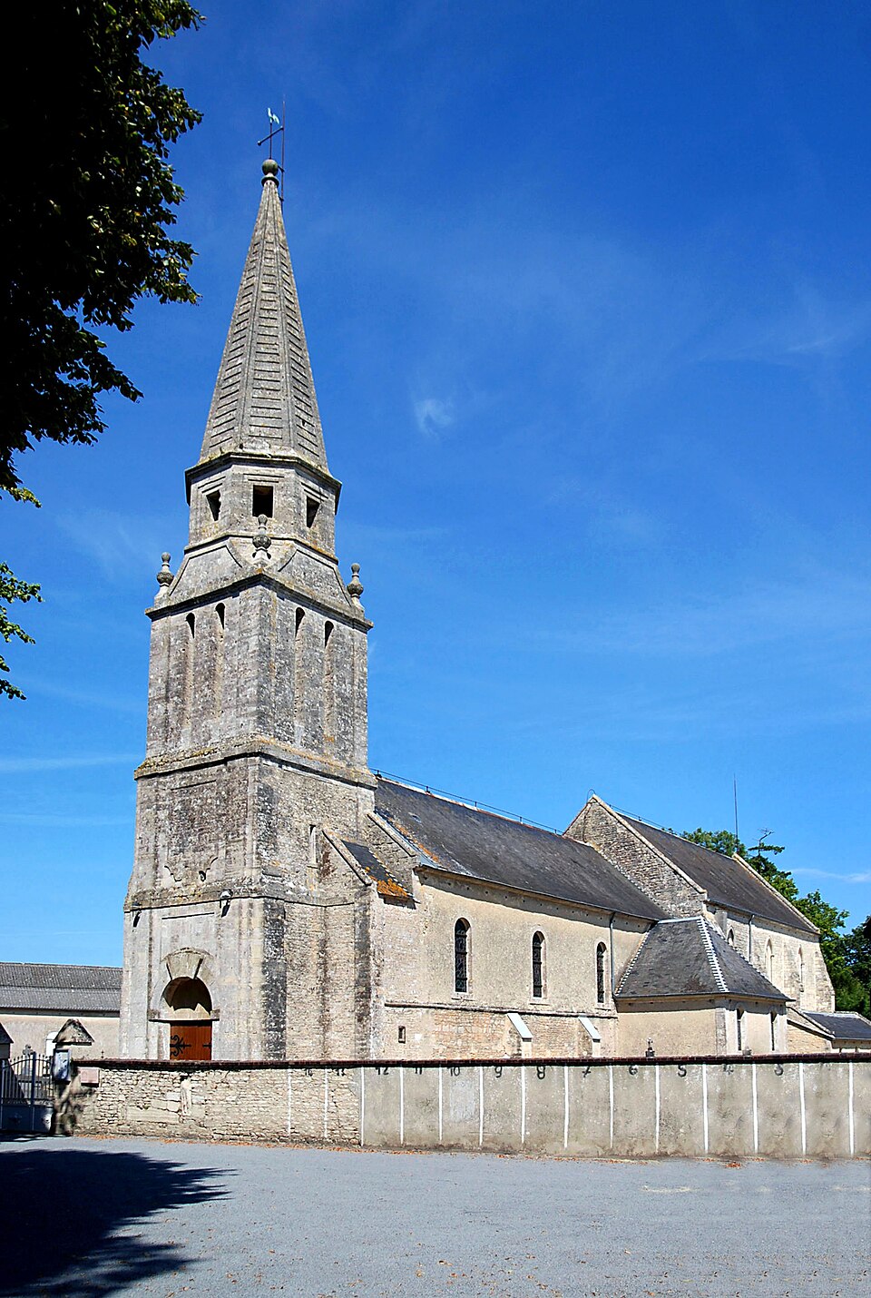 Église Saint — Pierre de Sommervieu