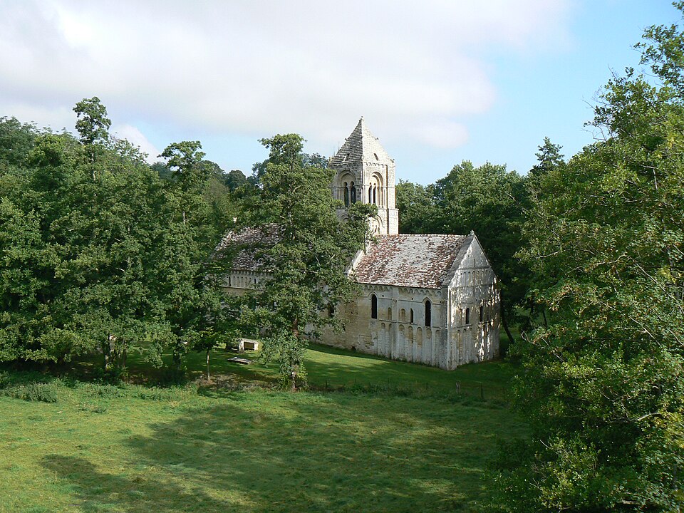 Vieille eglise de thaon