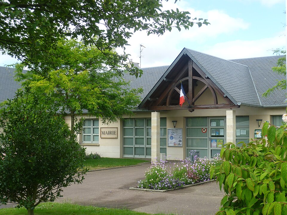 Mairie de Tourville — Sur — Odon