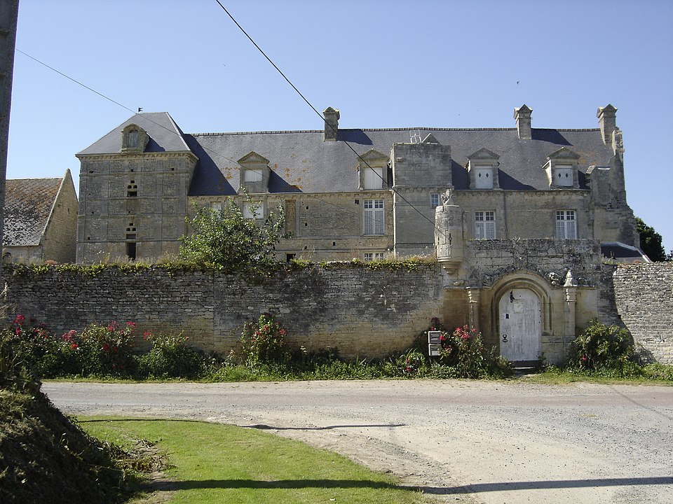Vienne — en — Bessin, le Vieux Château