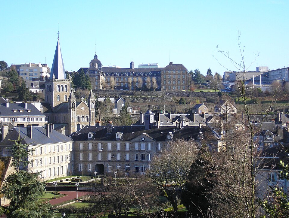 FranceNormandieVireHotelDieuSainteAnneHospiceStLouis