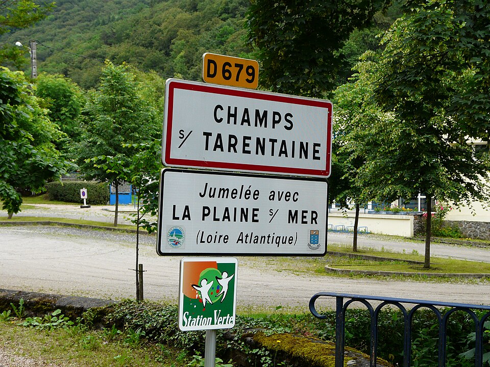 Champs — sur — Tarentaine jumelage