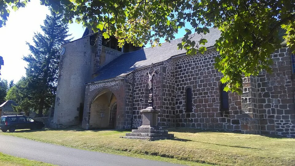Église de Cussac (Cantal)