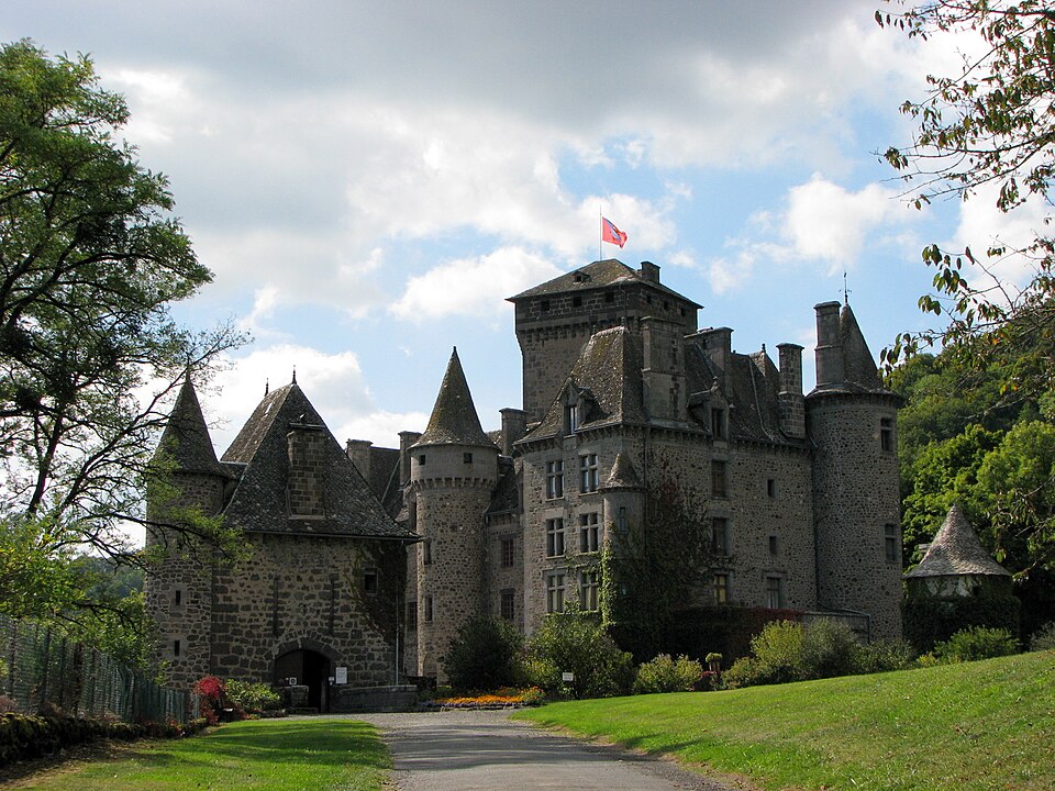 Chateau de Pesteils 01