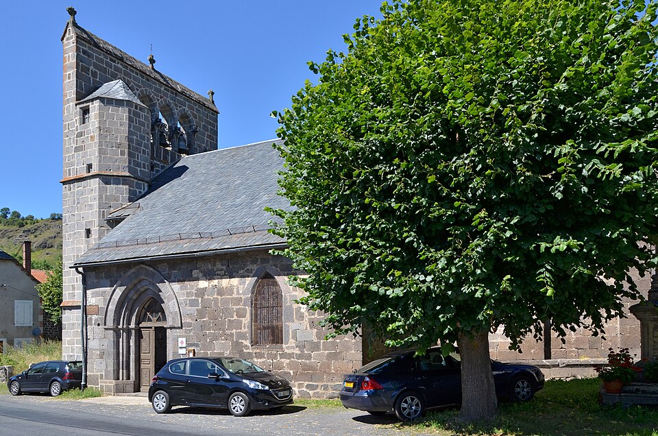 Sainte — Anastasie — Eglise — dpt — Cantal —  — DSC 0621