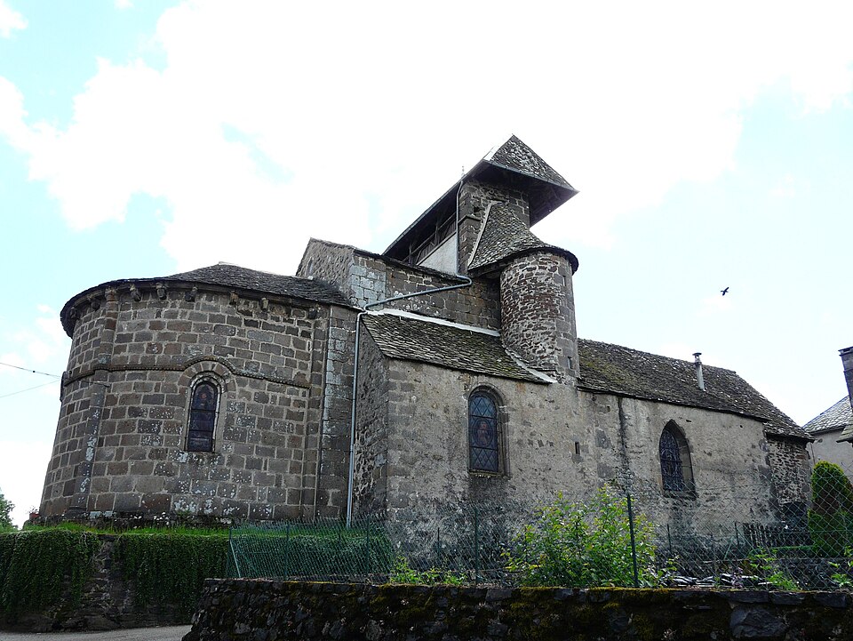 Saint — Bonnet — de — Salers église (1)