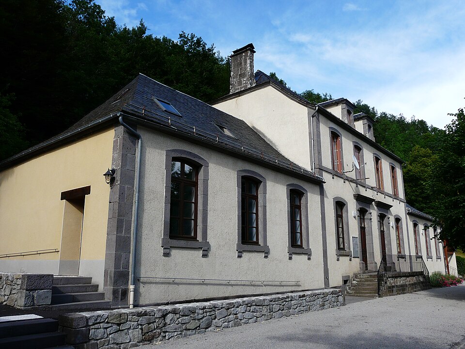 Trémouille mairie