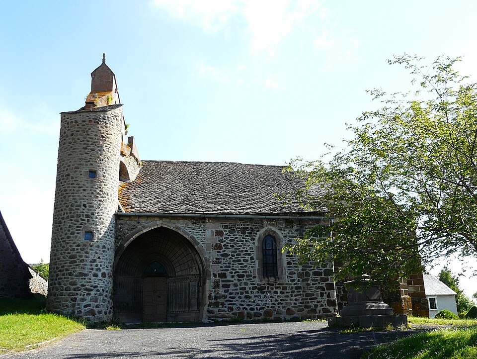 Ussel (15) église