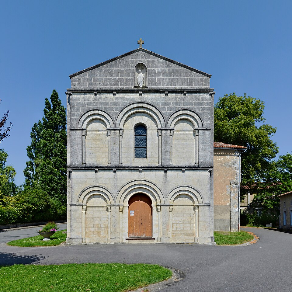 Brie — sous — Chalais 16 Église façade 2013b