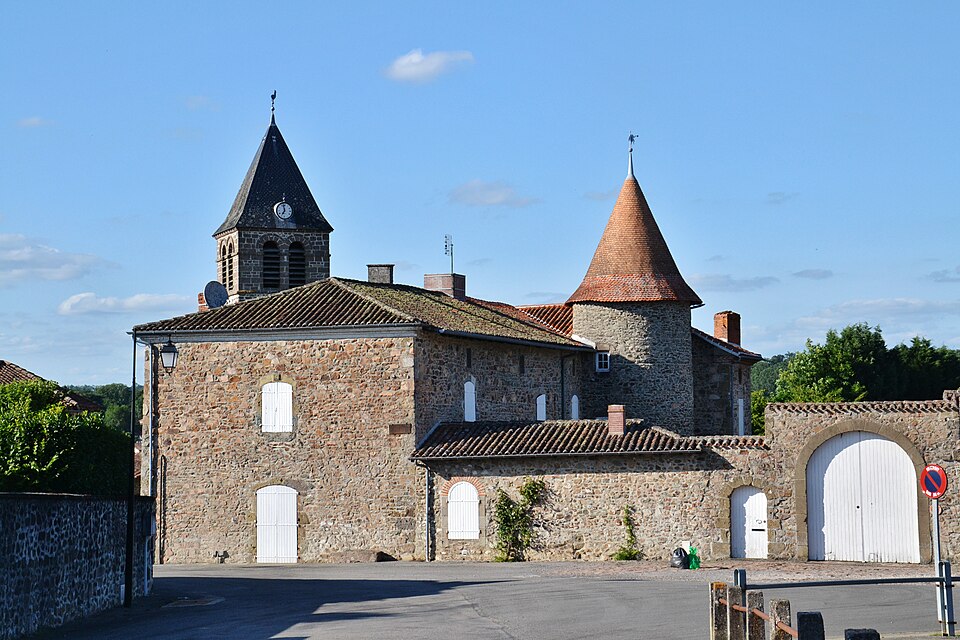 Le logis et le clocher Saint — Michel de Chabanais