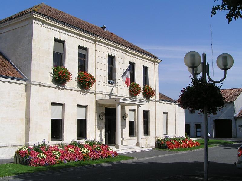 Chateaub1