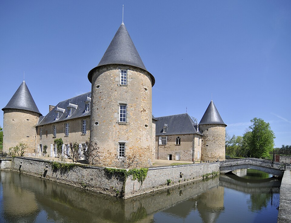 Chateau — de — Rochebrune2