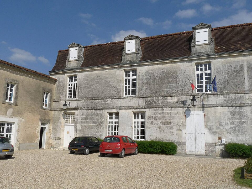 Gondeville mairie