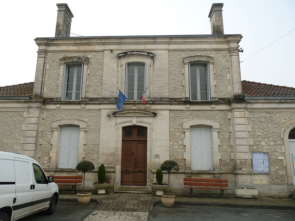 Laprade mairie