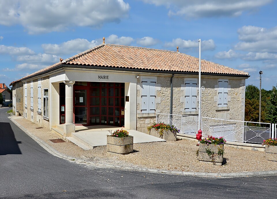 Montchaude 16 Mairie 2013