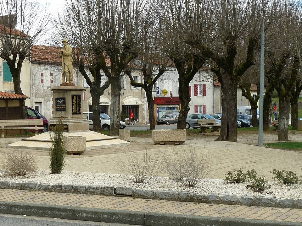 Stclaud place