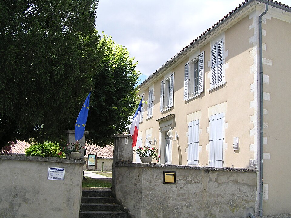 StPalaisNé9 — mairie