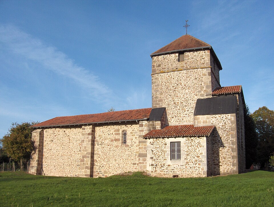 Saint Quentin — sur — Charente — Eglise