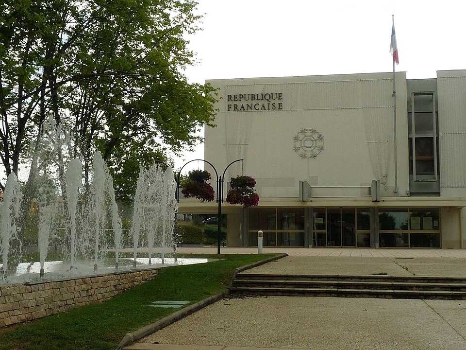 St — yrieix mairie