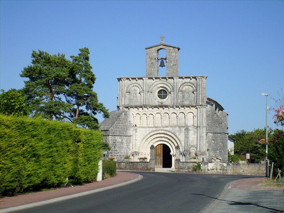 Eglise Breuillet1