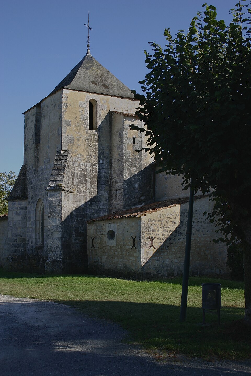 Notre Dame Bussac sur Charente
