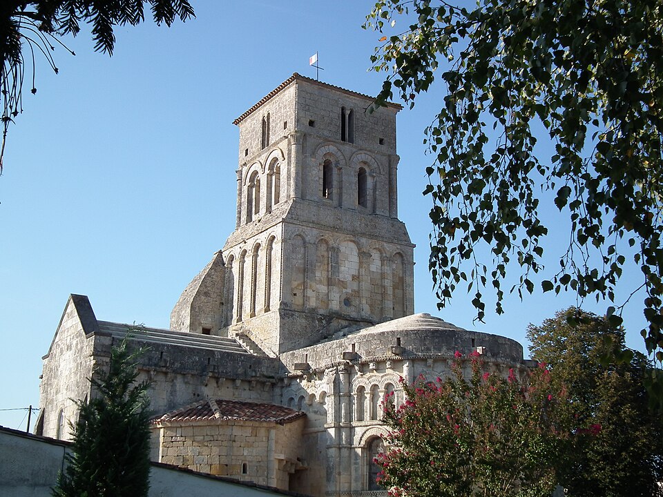 L'église de Champagnolles (1)