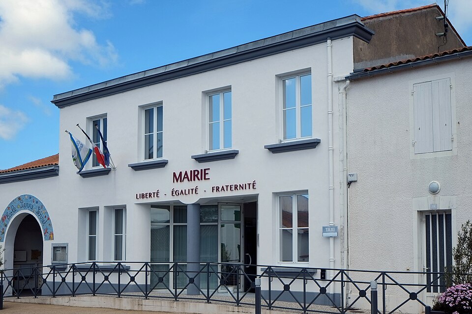 mairie — Clavette