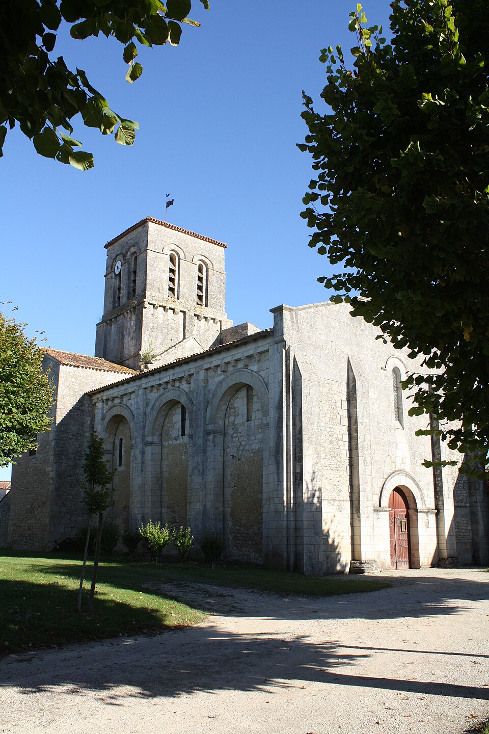 Eglise de la Transfiguration de Cressé — 17 — photo 1
