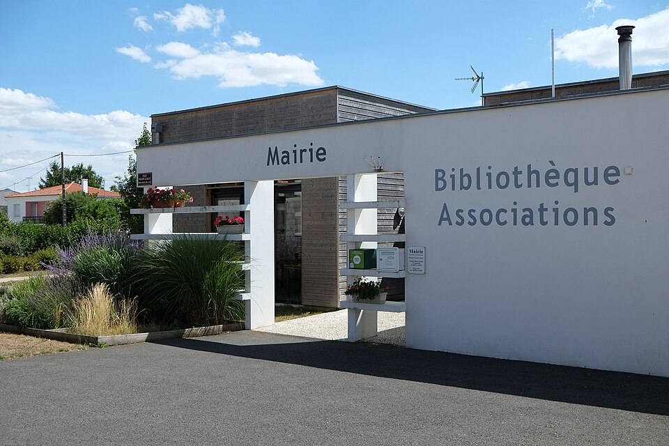Mairie — La Laigne