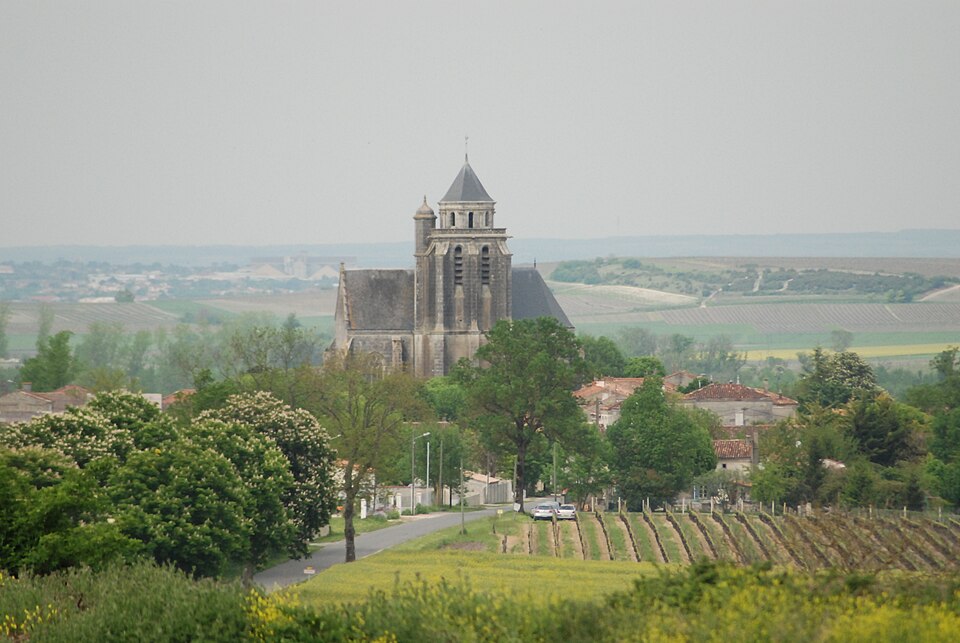 Lonzac eglise3