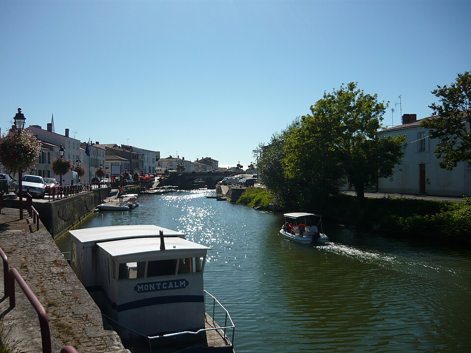 Mini — croisière sur la Sèvre niortaise à Marans