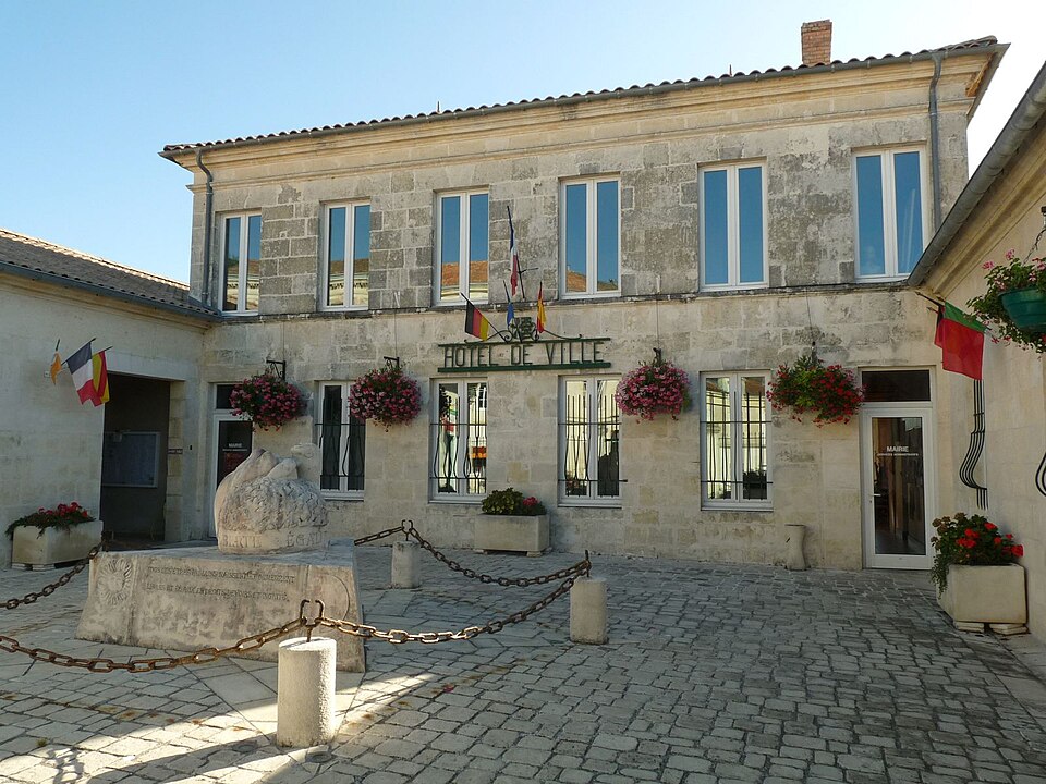 Montendre mairie