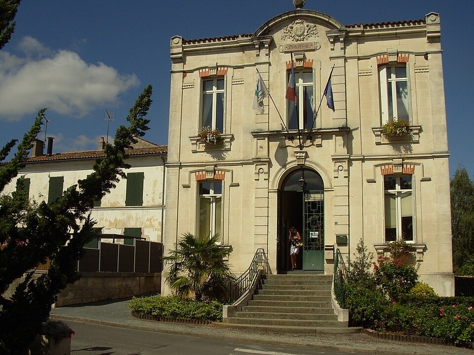 Mairie de Saint — Georges — du — Bois Charente — Maritime