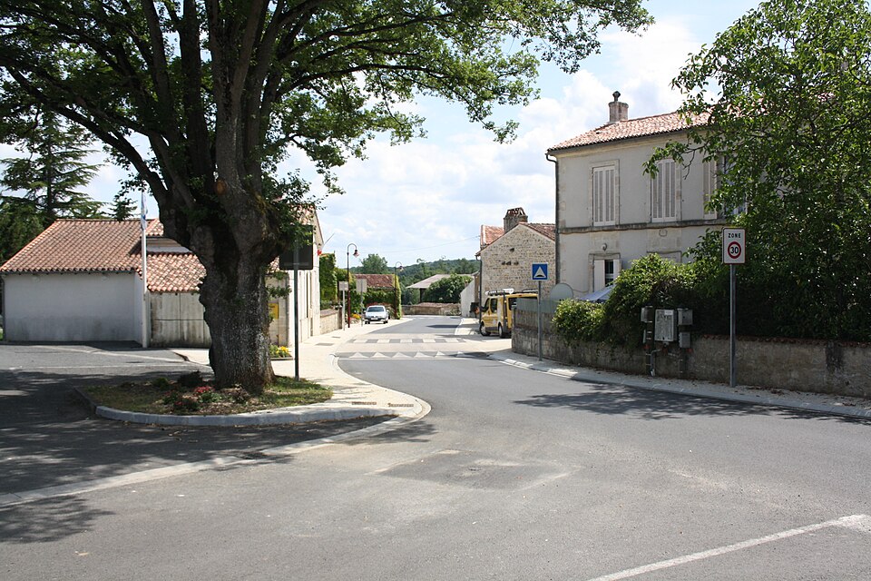 Taillant Road01