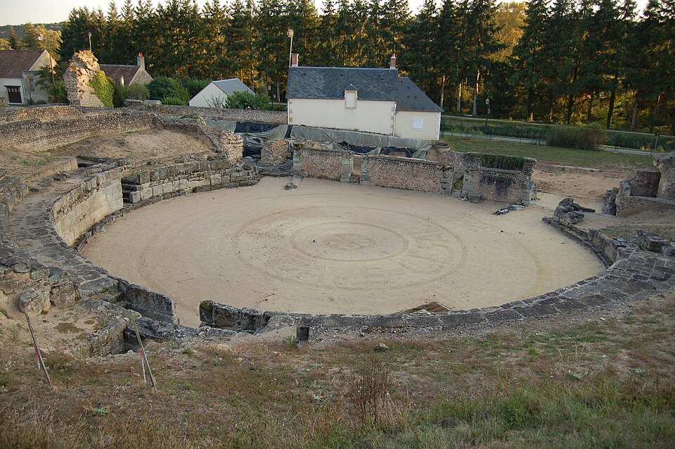 Drevant Amphitheatre Gallo — Romain