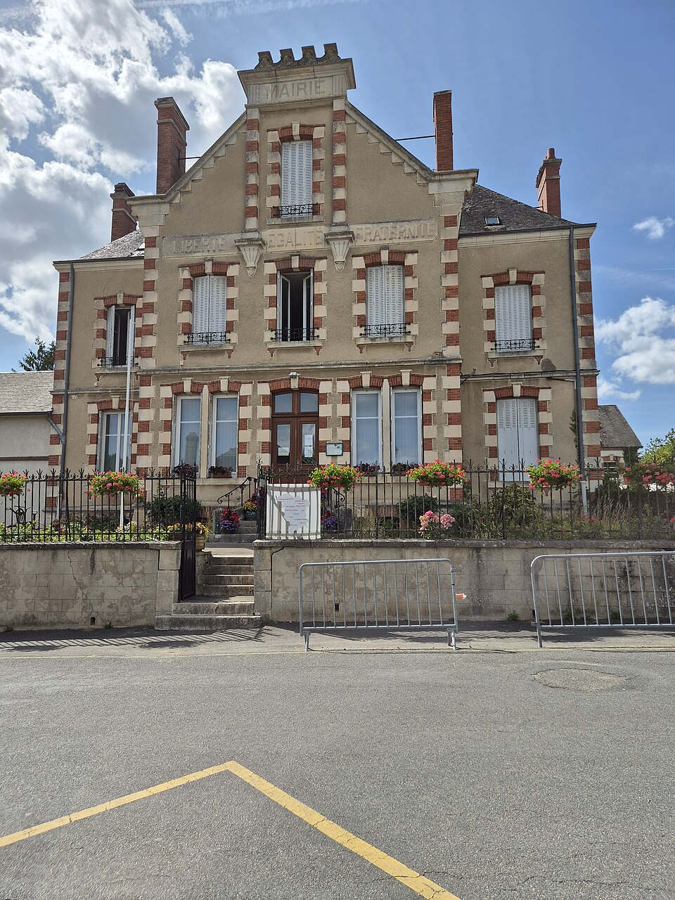 L4030 — Ivoy — le — Pré — Mairie