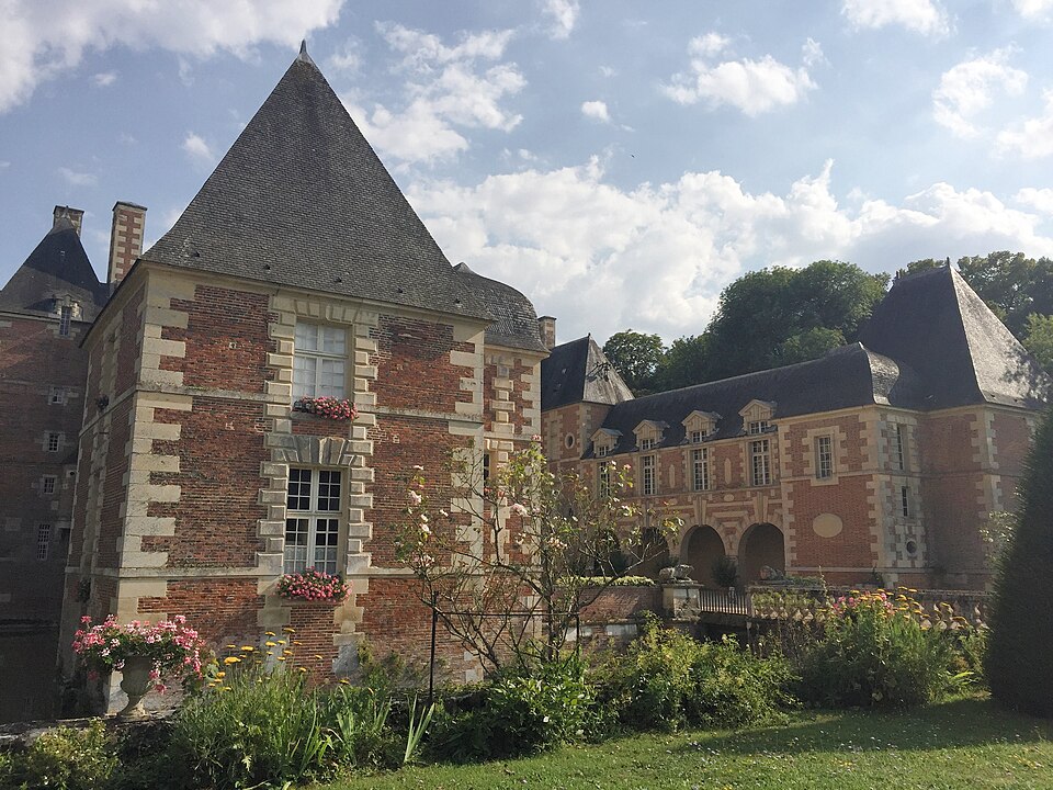 Chateau de Jussy03