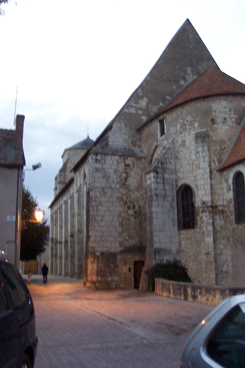 St Martin de Léré face latérale romane