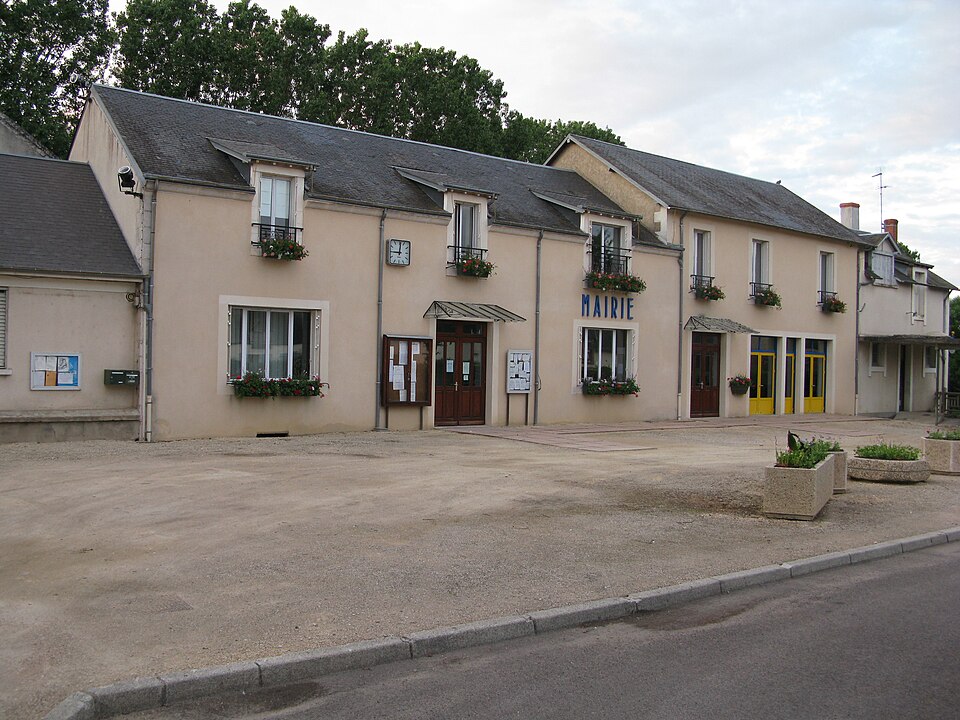 F — 18400 — Lunery — La mairie