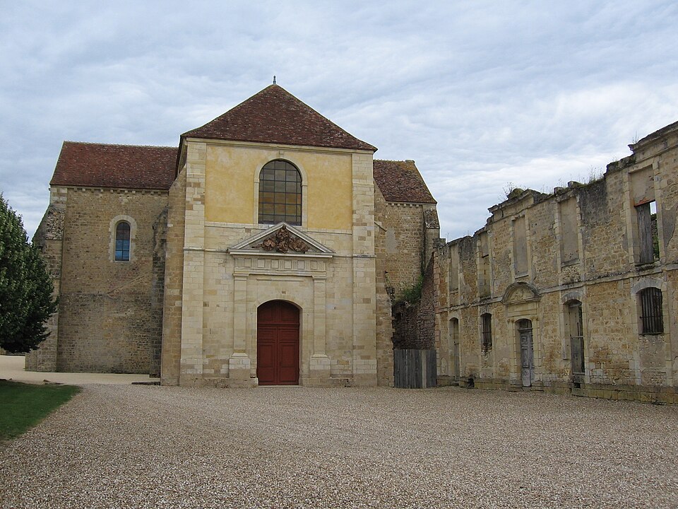 Fontmorigny, église abbatiale