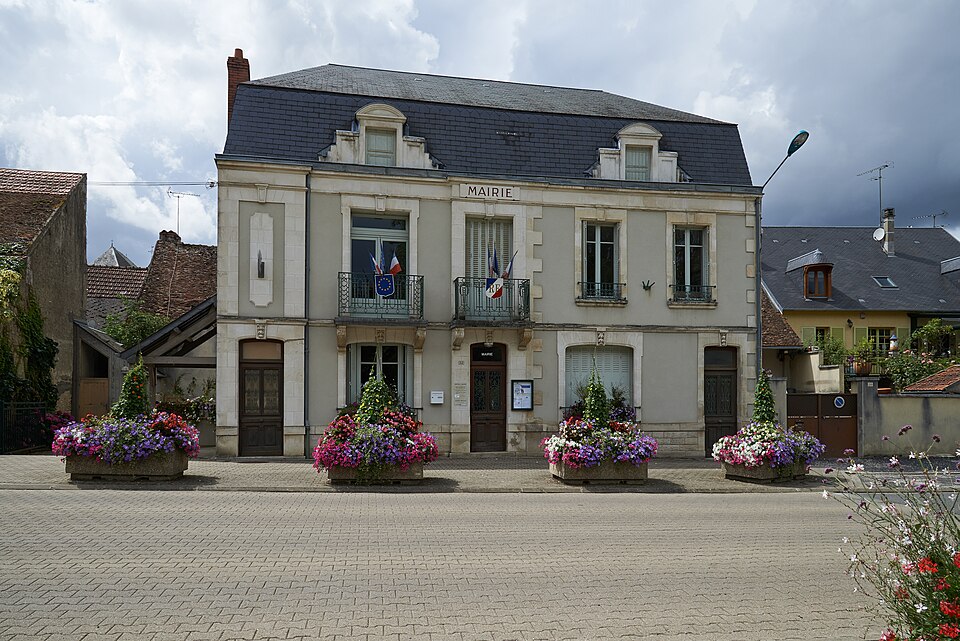 Mairie de Ménétréol — sous — Sancerre A